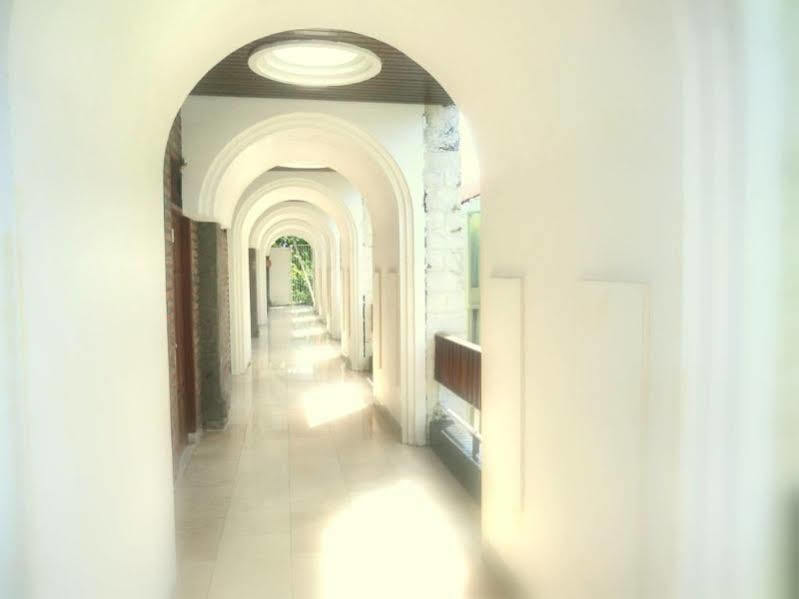 Collection O 3973 Jeje Resort Kuta Lombok Exteriör bild